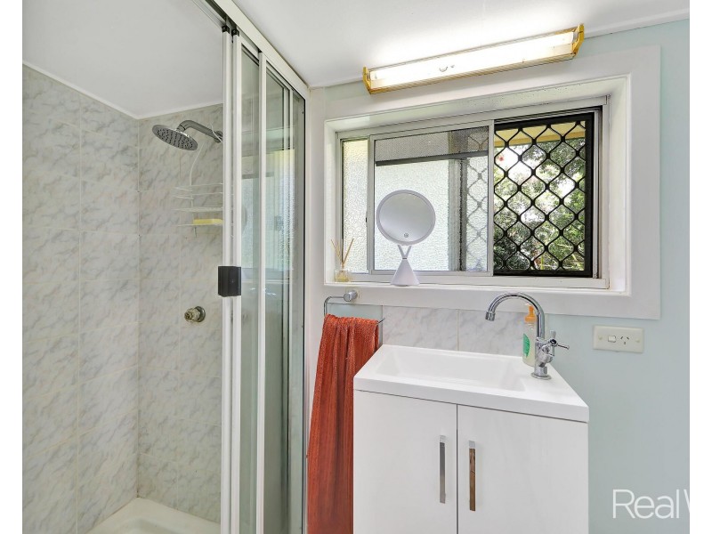 23 Pizzey Street, Kepnock QLD 4670