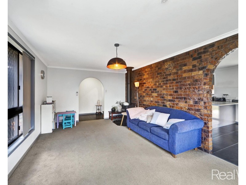 53 Sinclair Street, Avenell Heights QLD 4670