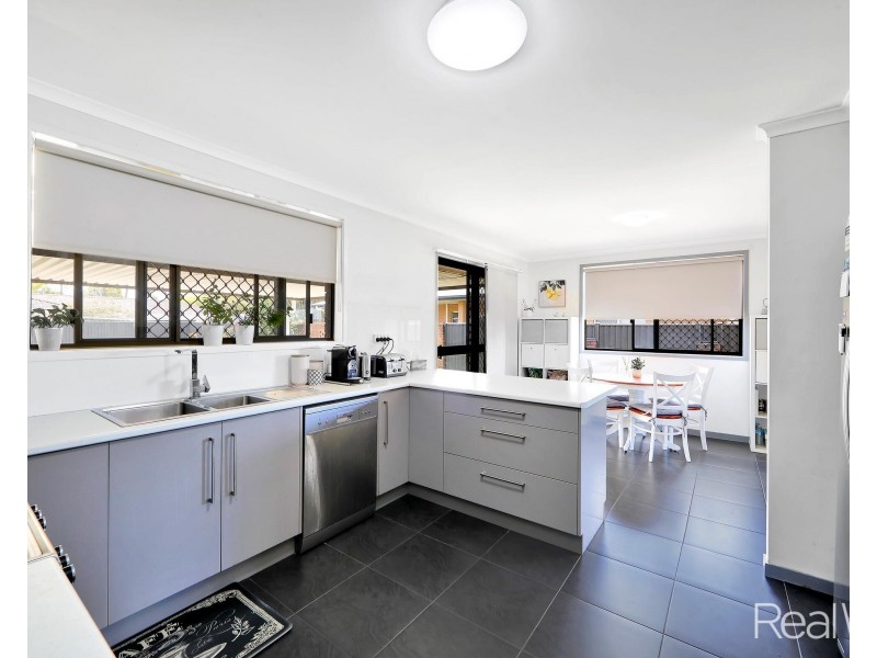 53 Sinclair Street, Avenell Heights QLD 4670