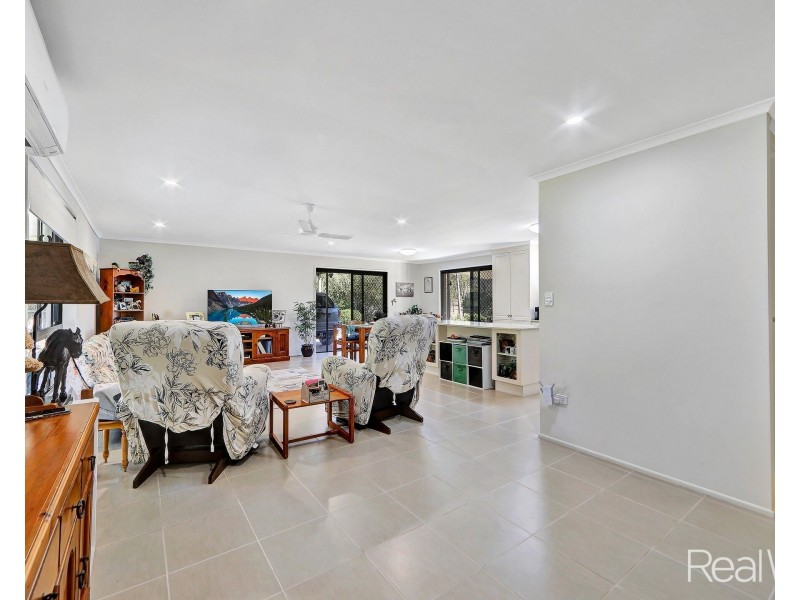 105 Reads Road, Bucca QLD 4670