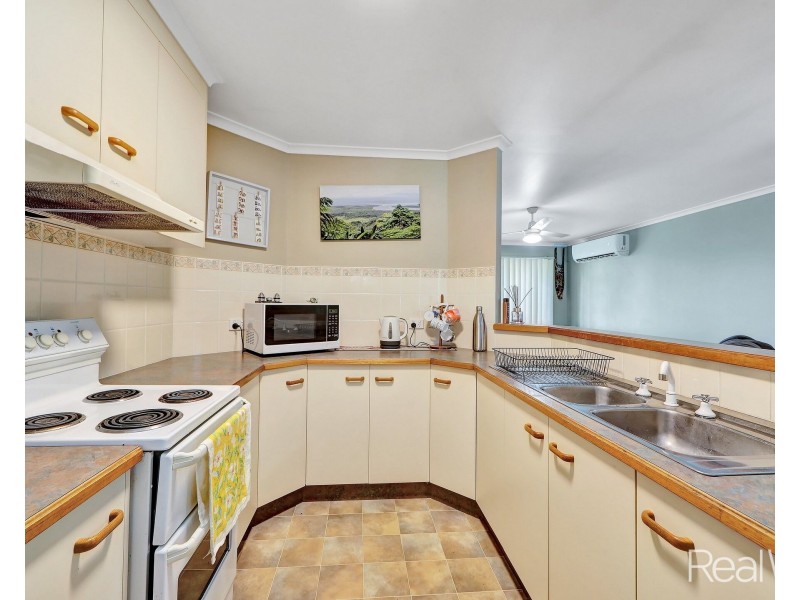 4 Wardrop Court, Svensson Heights QLD 4670