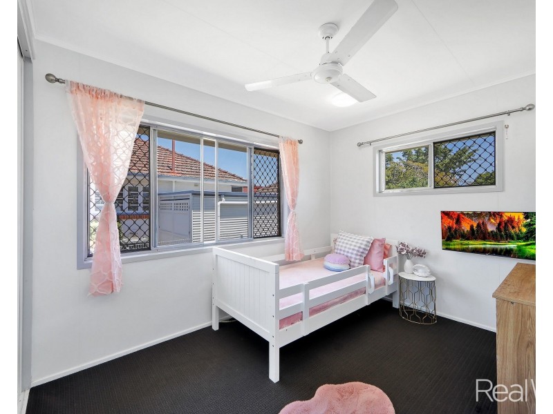 3A Steffensen Street, Svensson Heights QLD 4670