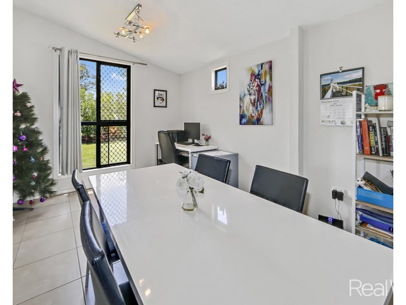 5 Drury Street, Sharon QLD 4670
