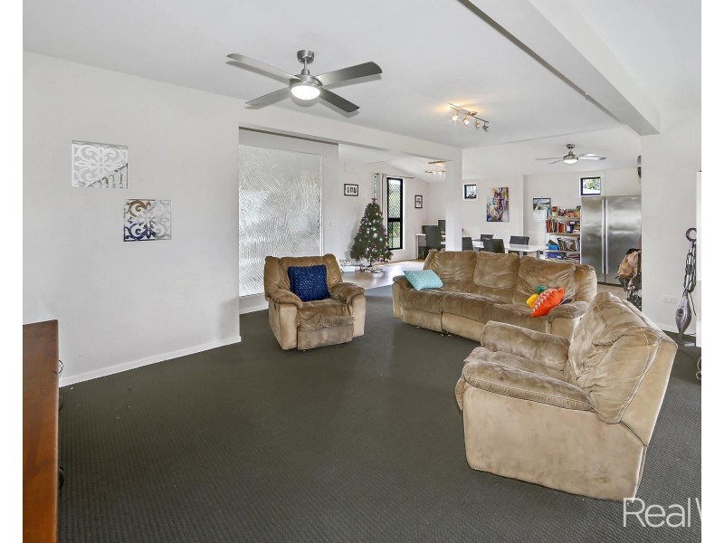 5 Drury Street, Sharon QLD 4670