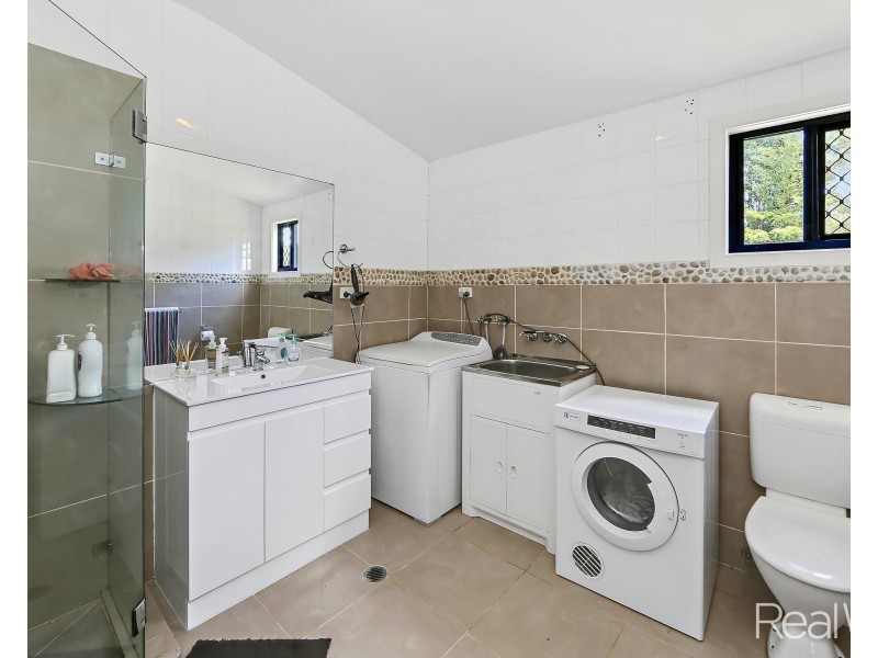 5 Drury Street, Sharon QLD 4670
