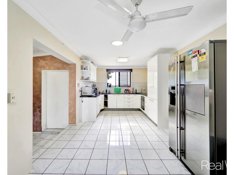 204 Fairymead Road, Bundaberg North QLD 4670