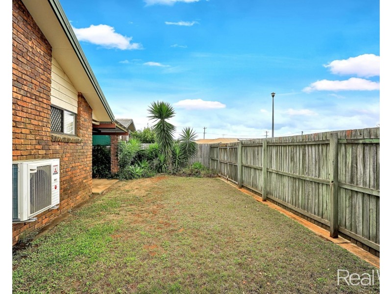 7 Pecton Place, Avenell Heights QLD 4670