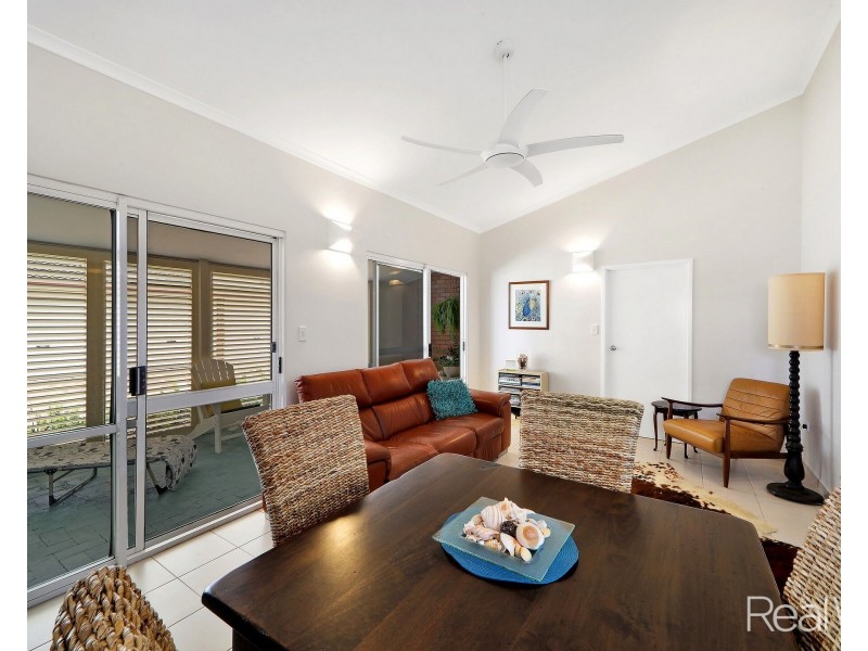 6/15 Thabeban Street, Avenell Heights QLD 4670