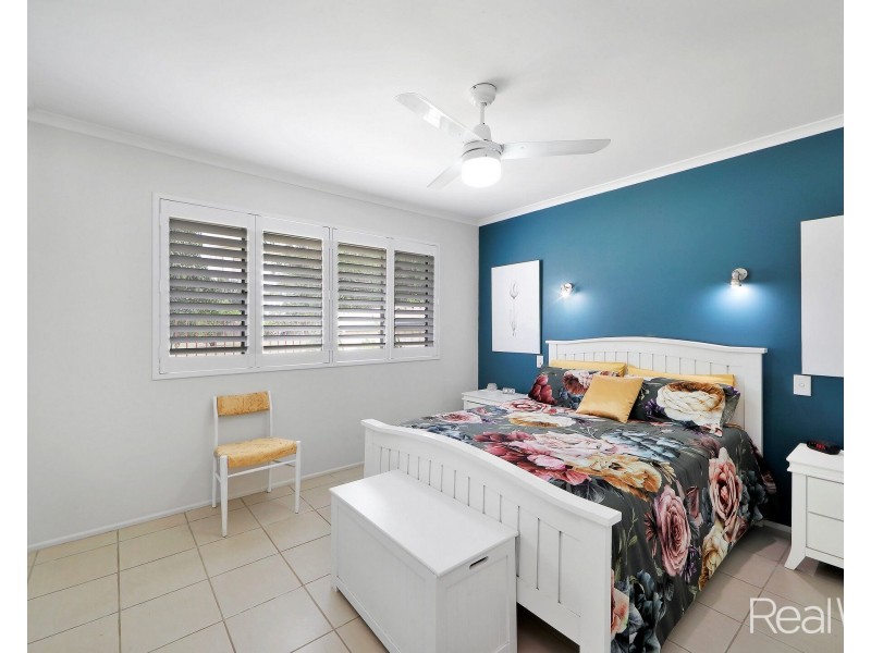 6/15 Thabeban Street, Avenell Heights QLD 4670