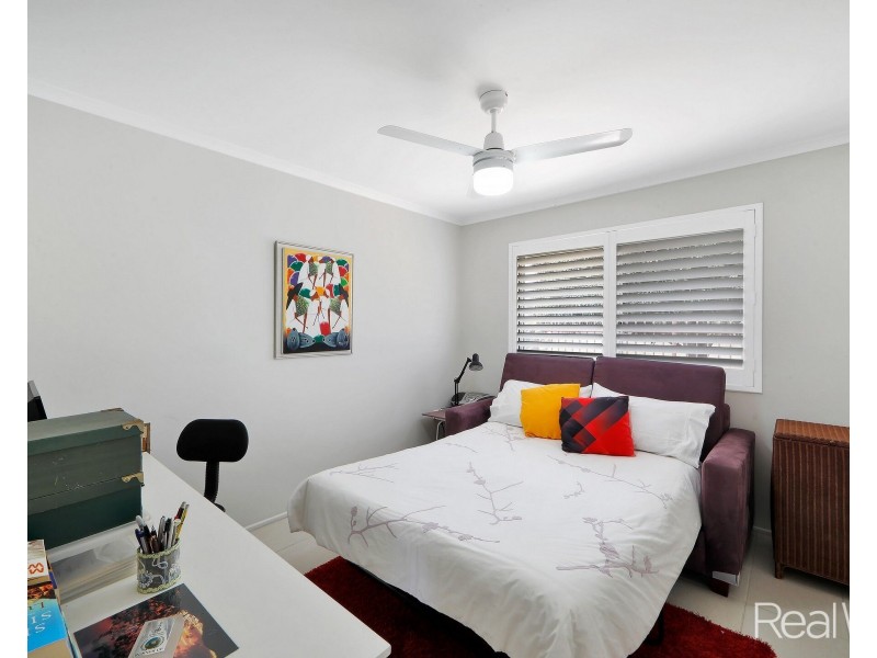 6/15 Thabeban Street, Avenell Heights QLD 4670