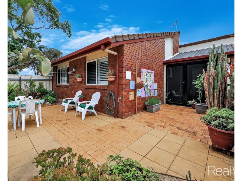 6/15 Thabeban Street, Avenell Heights QLD 4670