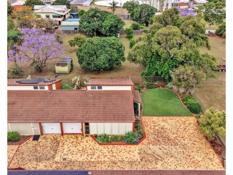 6/15 Thabeban Street, Avenell Heights QLD 4670