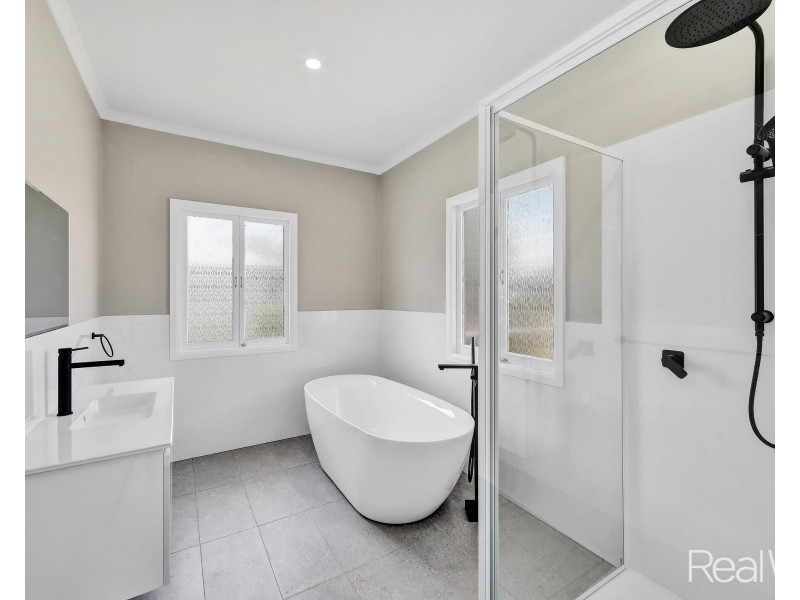 22 Totten Street, Kepnock QLD 4670
