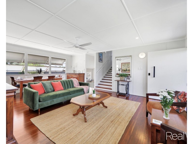 10 Svensson Street, Svensson Heights QLD 4670