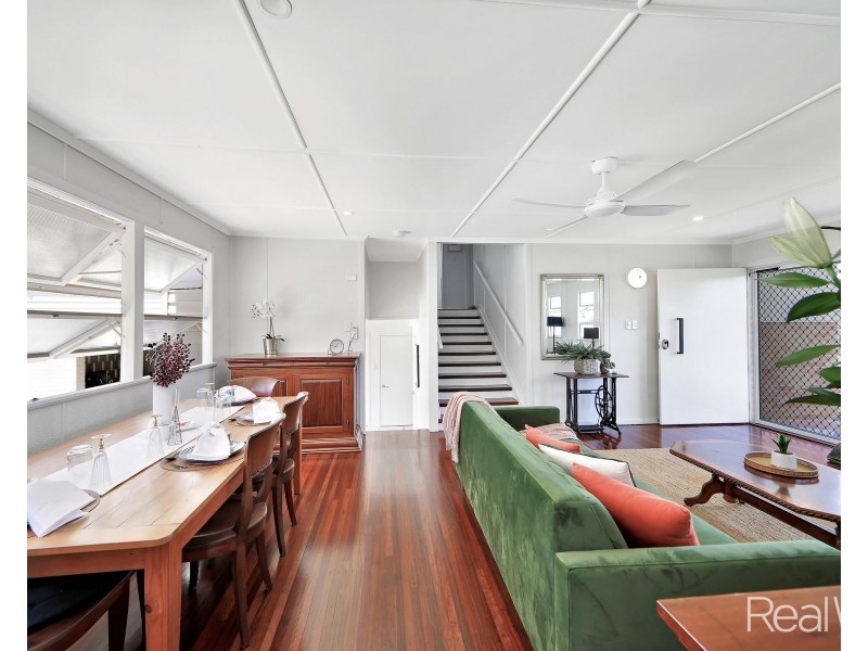 10 Svensson Street, Svensson Heights QLD 4670