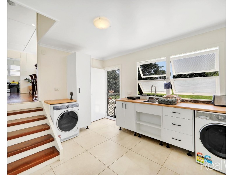 10 Svensson Street, Svensson Heights QLD 4670