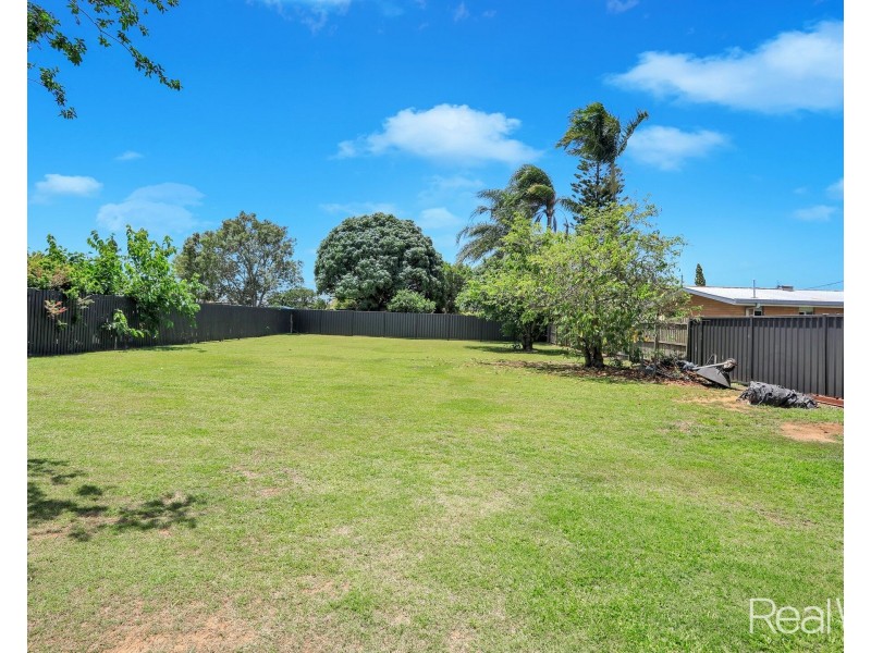 10 Svensson Street, Svensson Heights QLD 4670