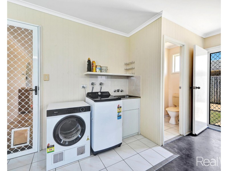12 Ernie Pattison Drive, Avenell Heights QLD 4670