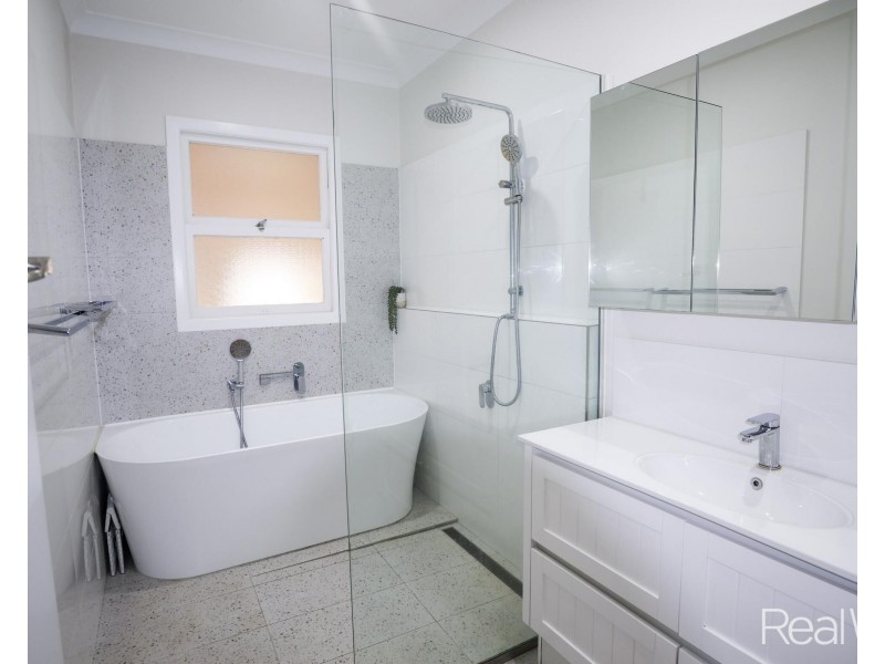 158 Mount Perry Road, Bundaberg North QLD 4670
