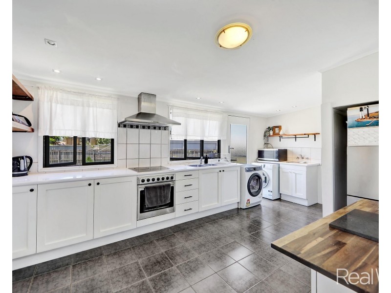 5 Bunda Street, Bundaberg East QLD 4670