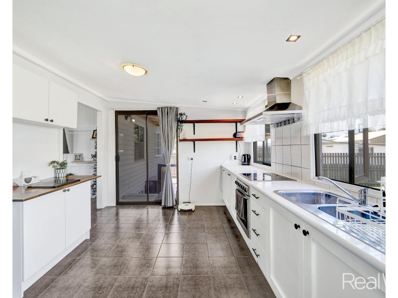 5 Bunda Street, Bundaberg East QLD 4670
