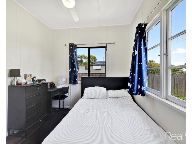 5 Bunda Street, Bundaberg East QLD 4670