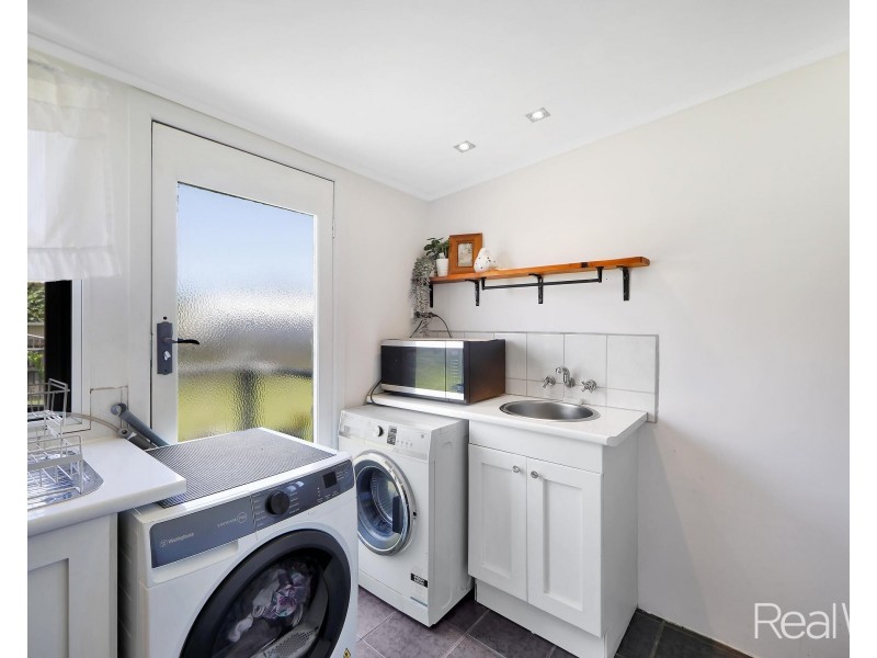 5 Bunda Street, Bundaberg East QLD 4670