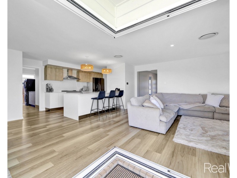 10 Zucchero Lane, Ashfield QLD 4670