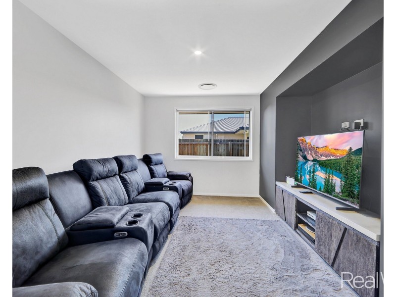 10 Zucchero Lane, Ashfield QLD 4670