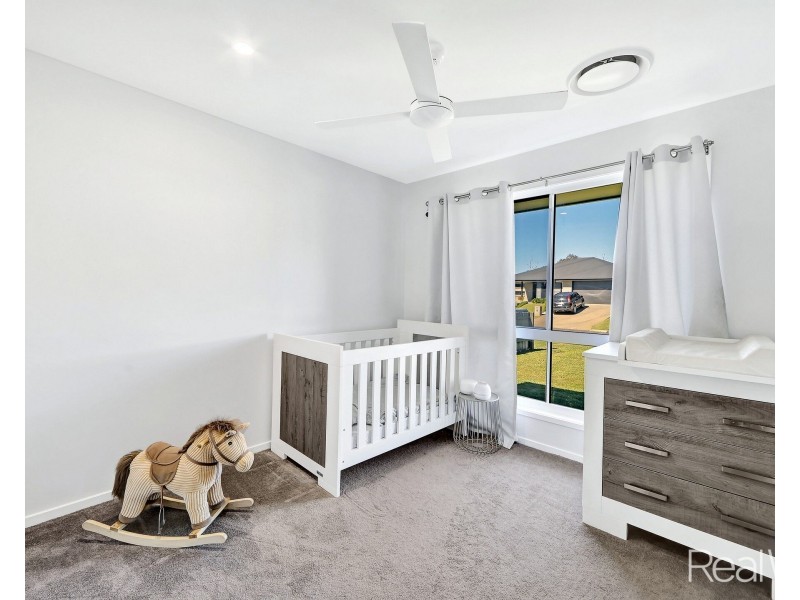 10 Zucchero Lane, Ashfield QLD 4670