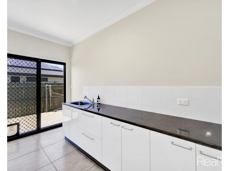 16 Beech Links Drive, Ashfield QLD 4670