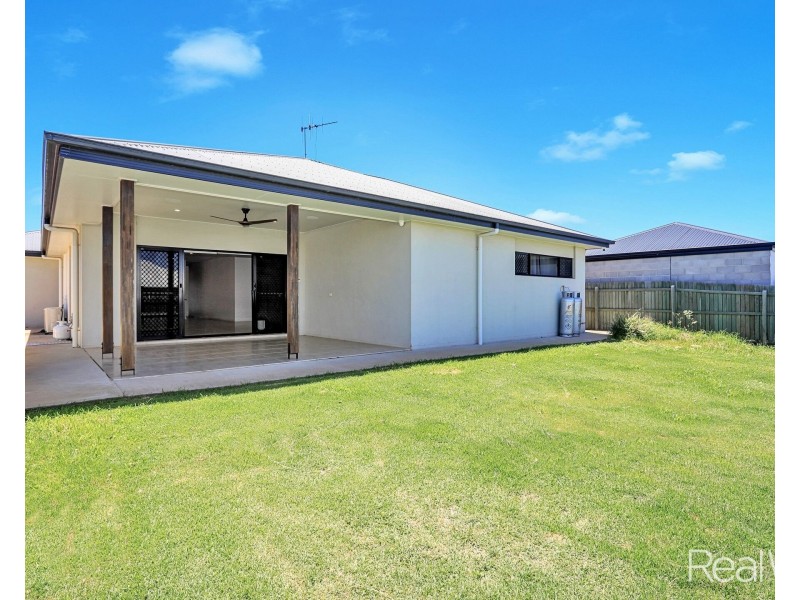 16 Beech Links Drive, Ashfield QLD 4670