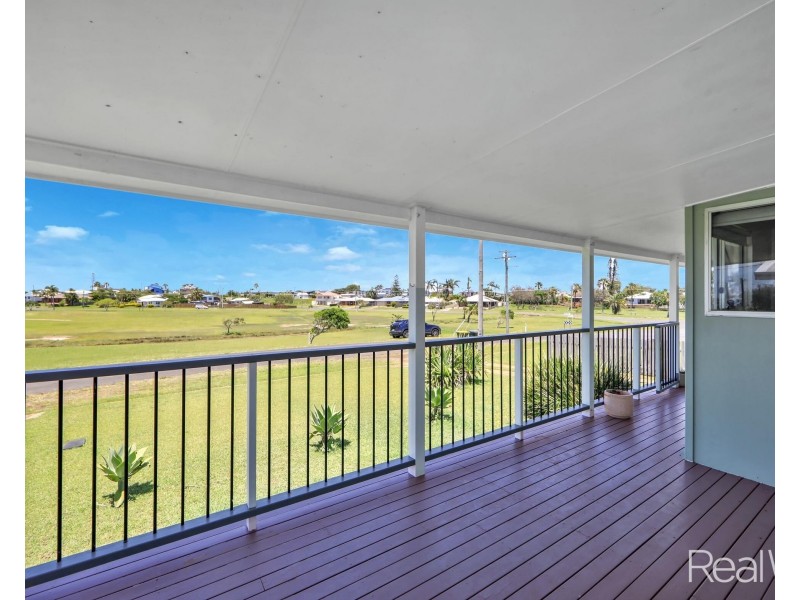 9 Bennett Street, Elliott Heads QLD 4670