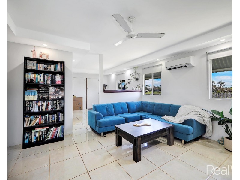 9 Bennett Street, Elliott Heads QLD 4670