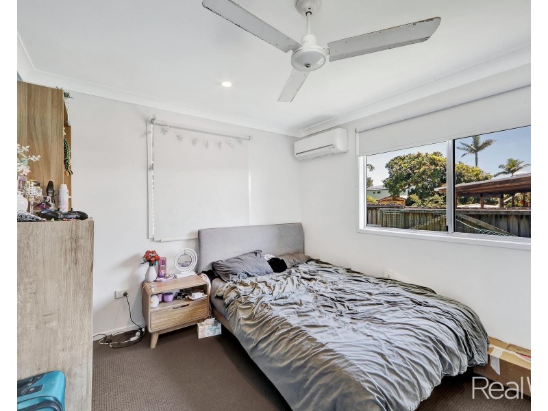 9 Bennett Street, Elliott Heads QLD 4670