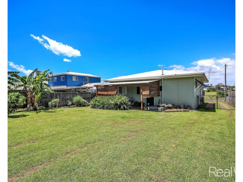 9 Bennett Street, Elliott Heads QLD 4670