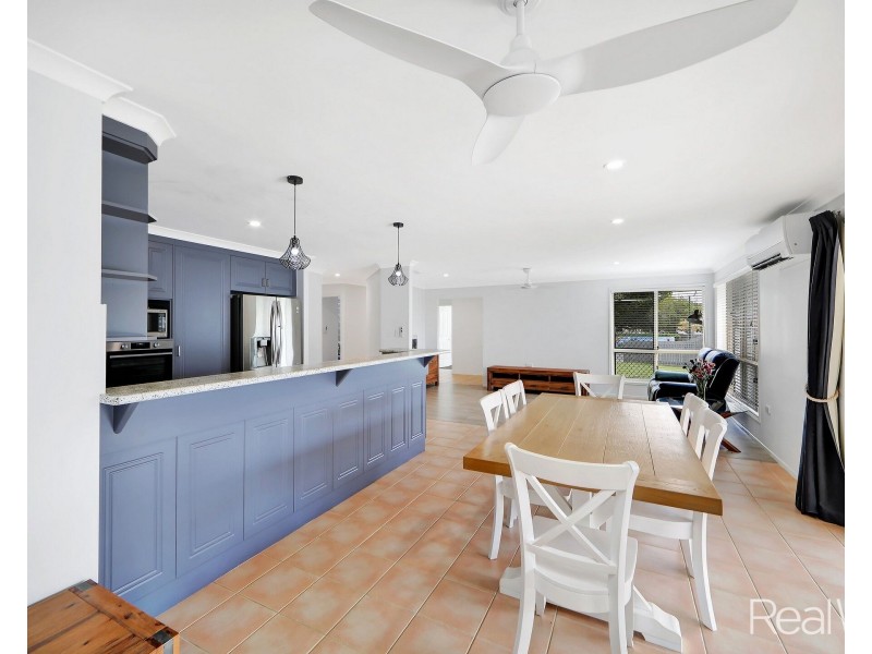 8 Saint Marys Court, Kepnock QLD 4670