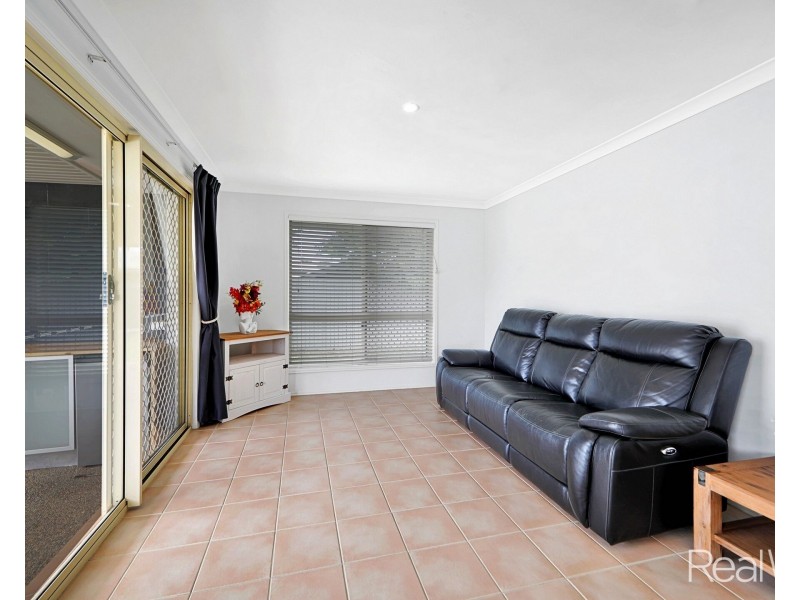 8 Saint Marys Court, Kepnock QLD 4670