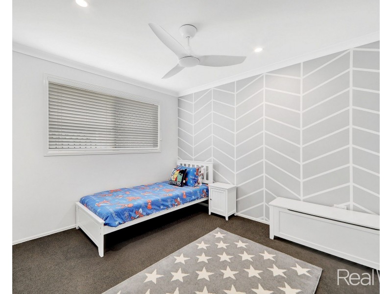 8 Saint Marys Court, Kepnock QLD 4670