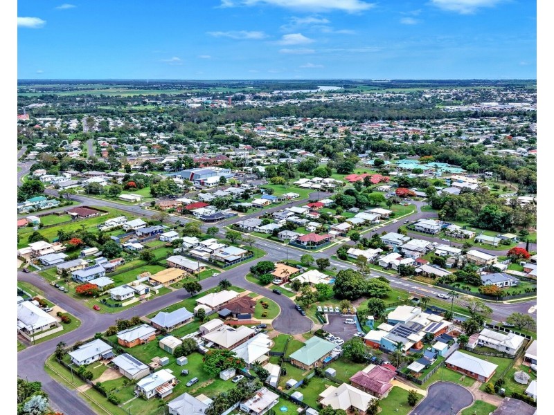 8 Saint Marys Court, Kepnock QLD 4670