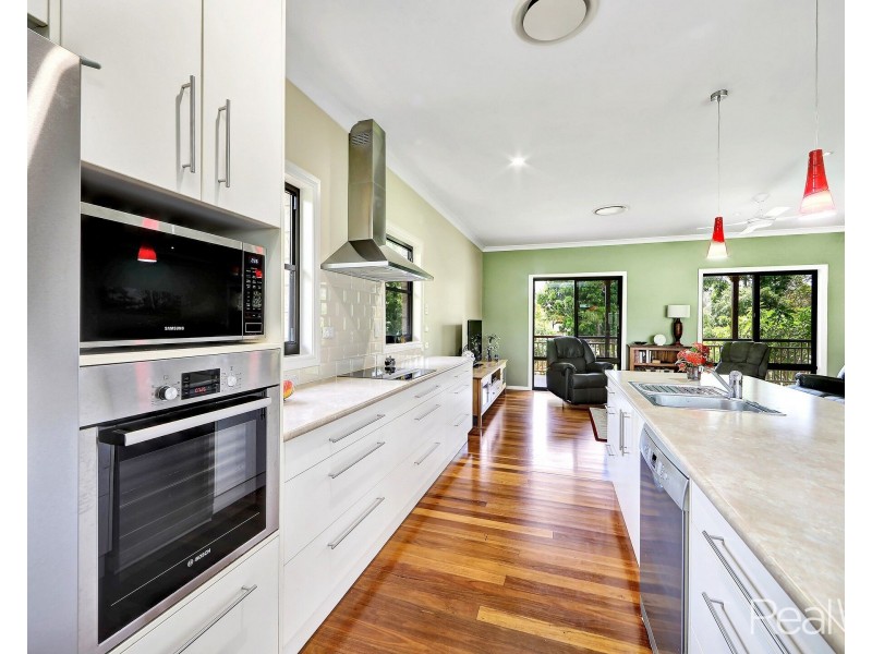 32 Arcadia Drive, Branyan QLD 4670