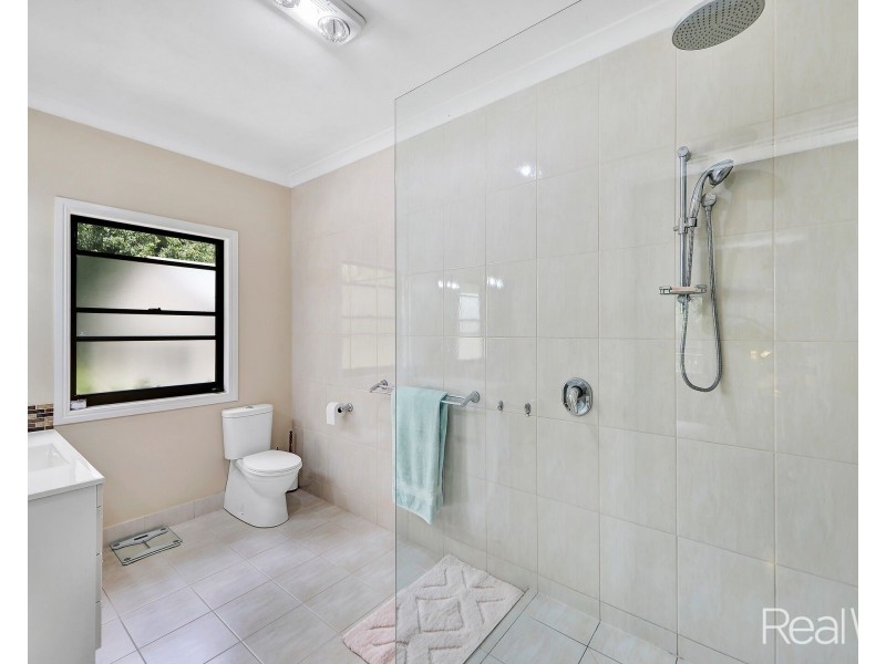 32 Arcadia Drive, Branyan QLD 4670