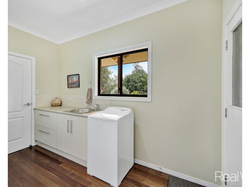 32 Arcadia Drive, Branyan QLD 4670