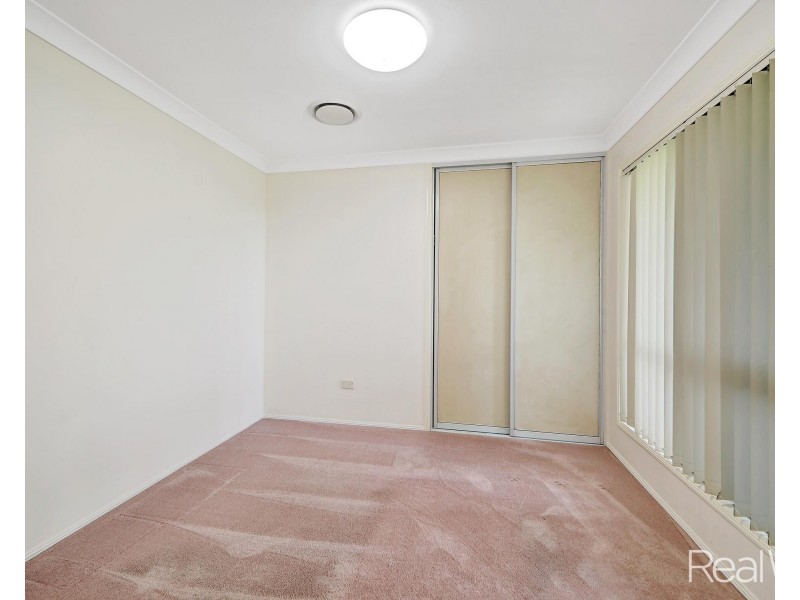 11 Palais Court, Avenell Heights QLD 4670