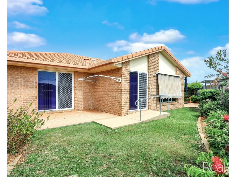 11 Palais Court, Avenell Heights QLD 4670