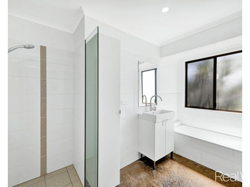 28 Logan Road, Innes Park QLD 4670