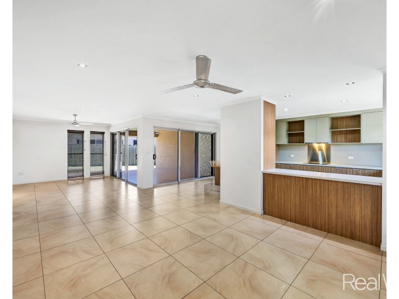 14 Sarra Place, Bundaberg East QLD 4670