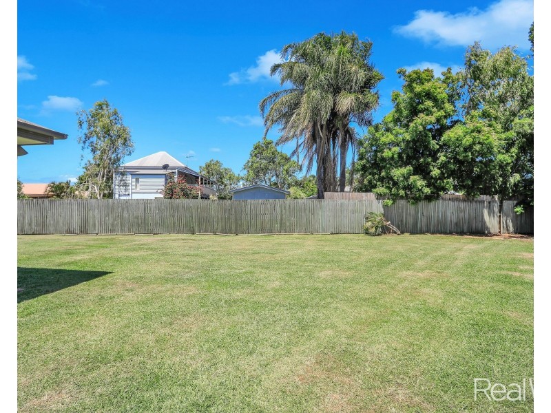 14 Sarra Place, Bundaberg East QLD 4670