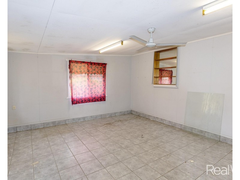 2 Logan Street, Norville QLD 4670