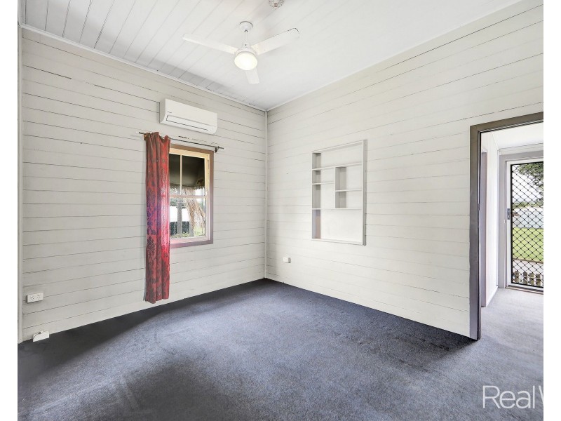 7 Cross Street, Bundaberg East QLD 4670